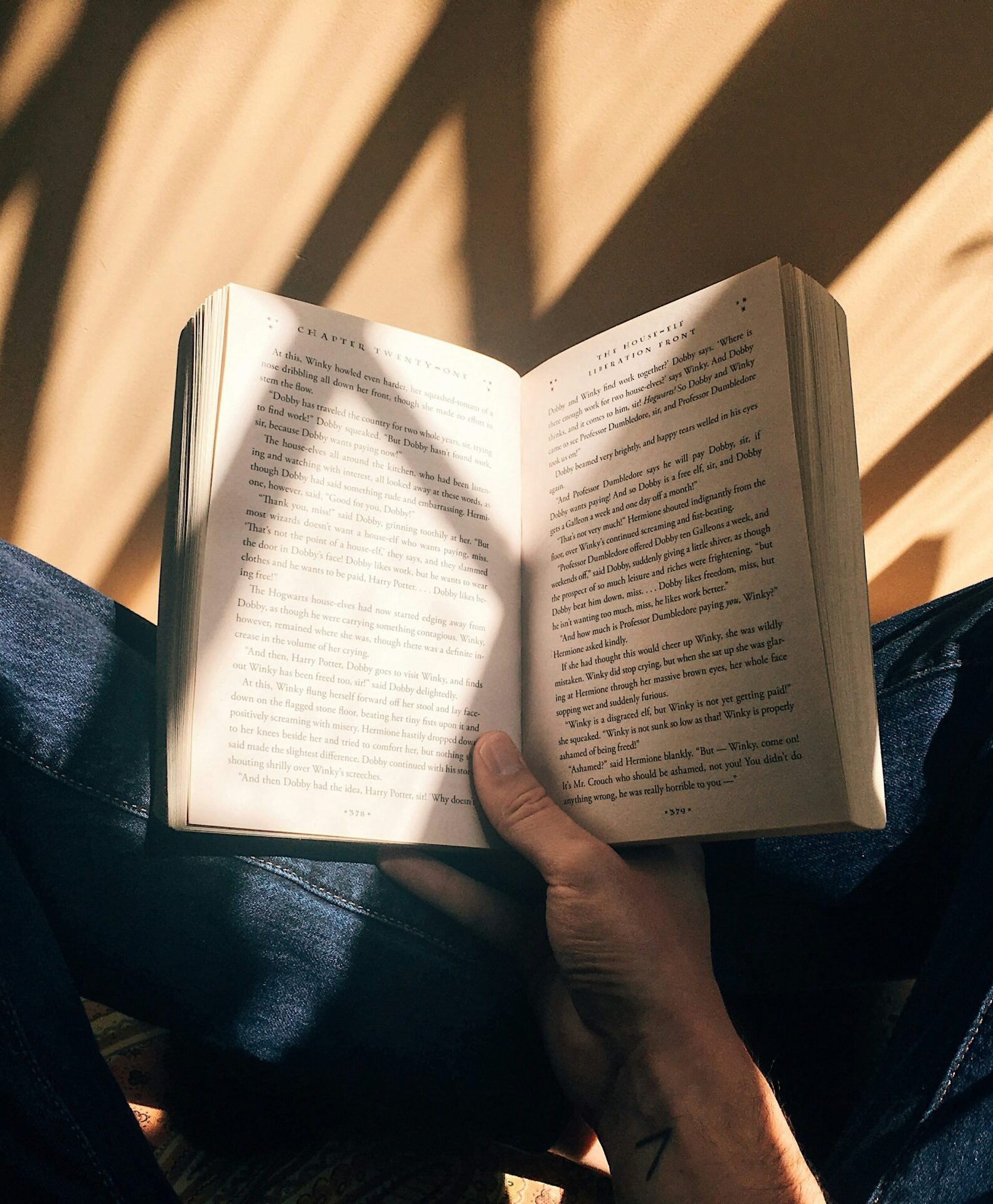 blaz-photo-zMRLZh40kms-unsplash